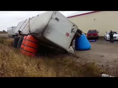 Air Cushion Trailer Upright With Landing Cushions